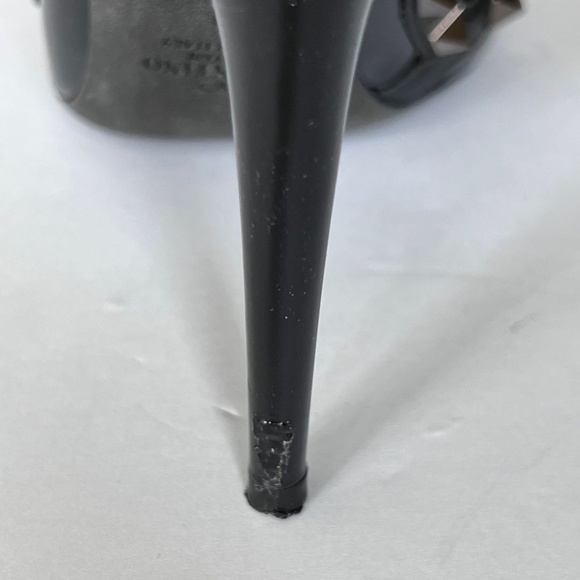 Valentino Garavani Rockstud T-strap Black Patent Leather Pumps Size 11 (… - Picture 4 of 13